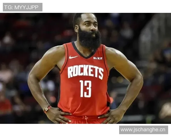 哈登谈球队首发阵容的优势与错位策略展现天赋异禀的潜力